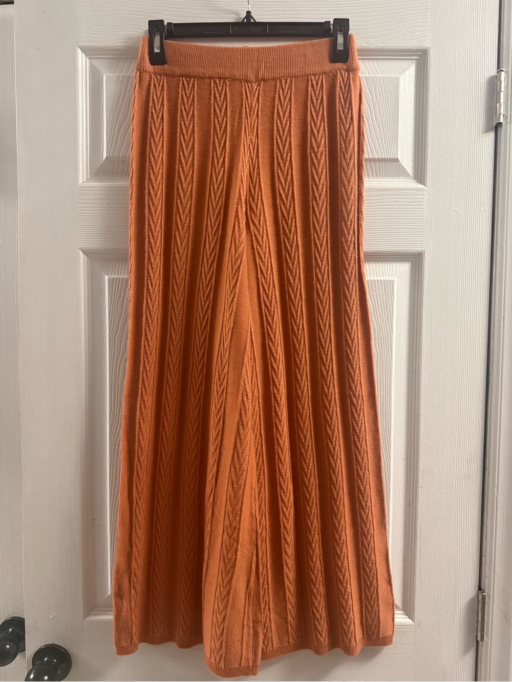 NWOT Very J orange cable knit wide-leg palazzo pants small